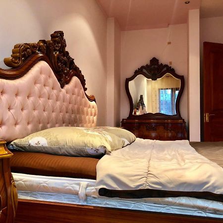 Luxury Tumanyan Apartment เยเรวาน ภายนอก รูปภาพ